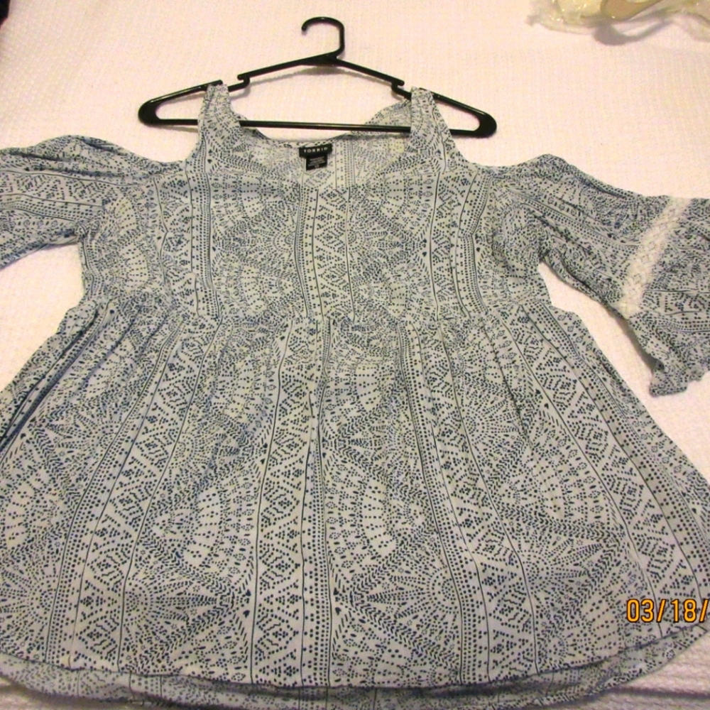 Torrid cold shoulder flutter sleeve top